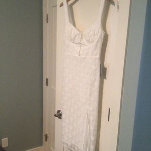 ASTR White Lace Midi Sz 6